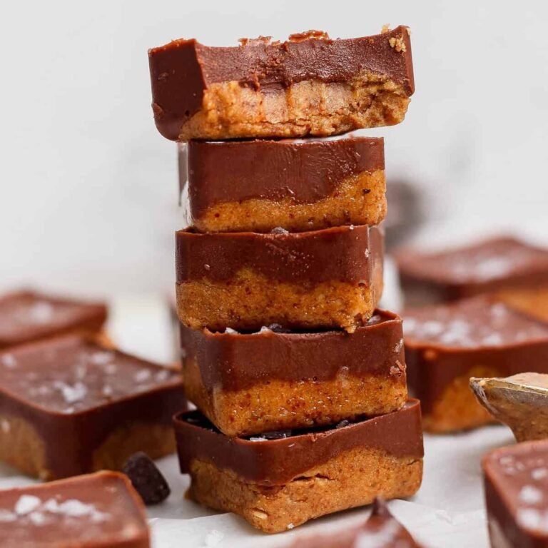 Thin Mint Protein Bites (No-Bake!)